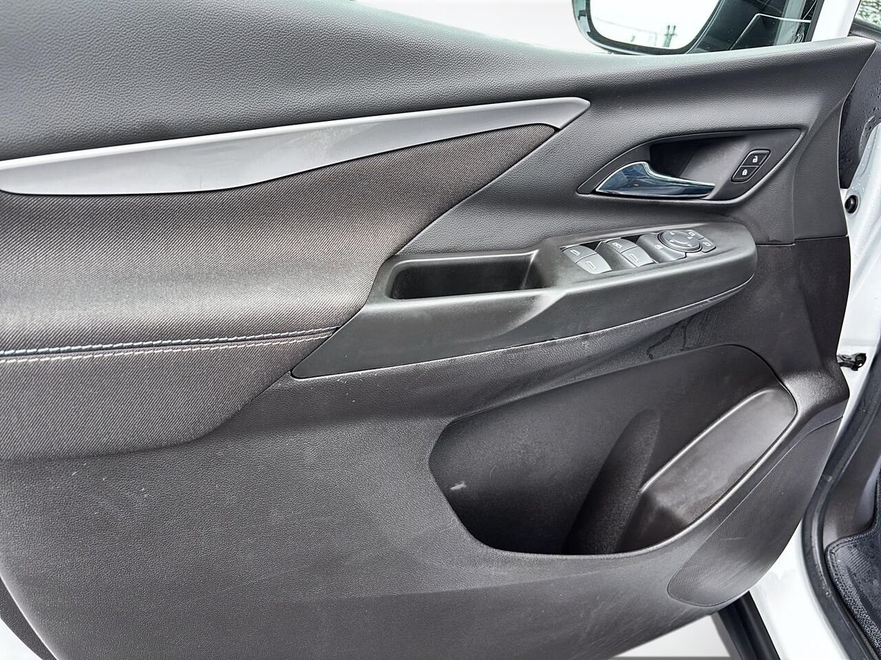 2022 CHEVROLET BOLT UNKNOWN White Saint-Hyacinthe - photo #9