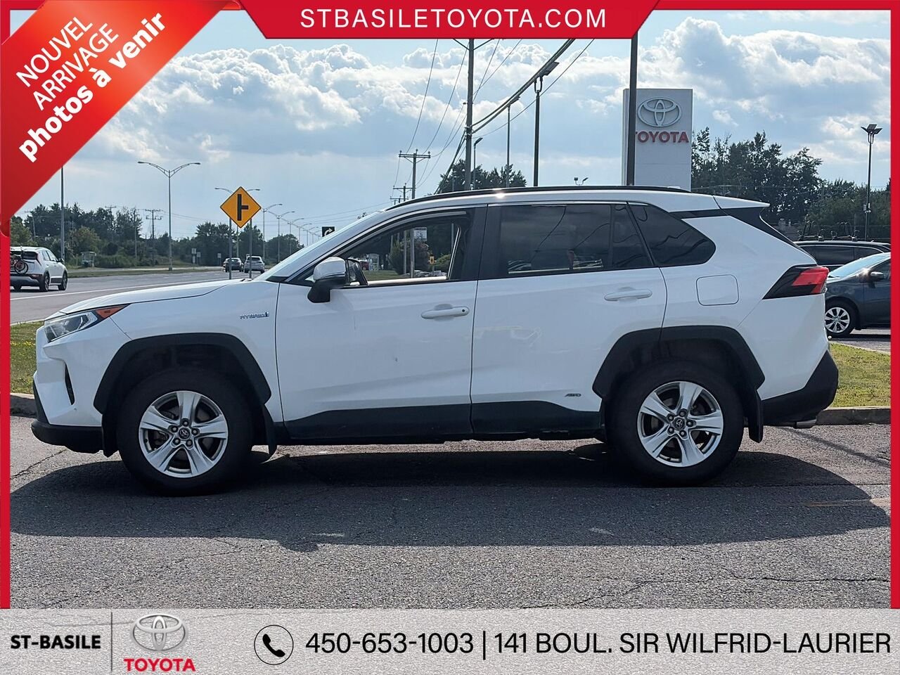 TOYOTA RAV4 Hybride 2020 Blanc Saint-Basile-le-Grand - photo #1