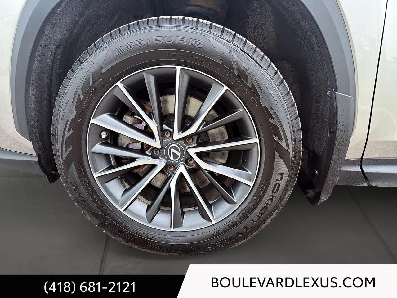 Lexus NX 19396A 2023 Argent Québec - photo #6