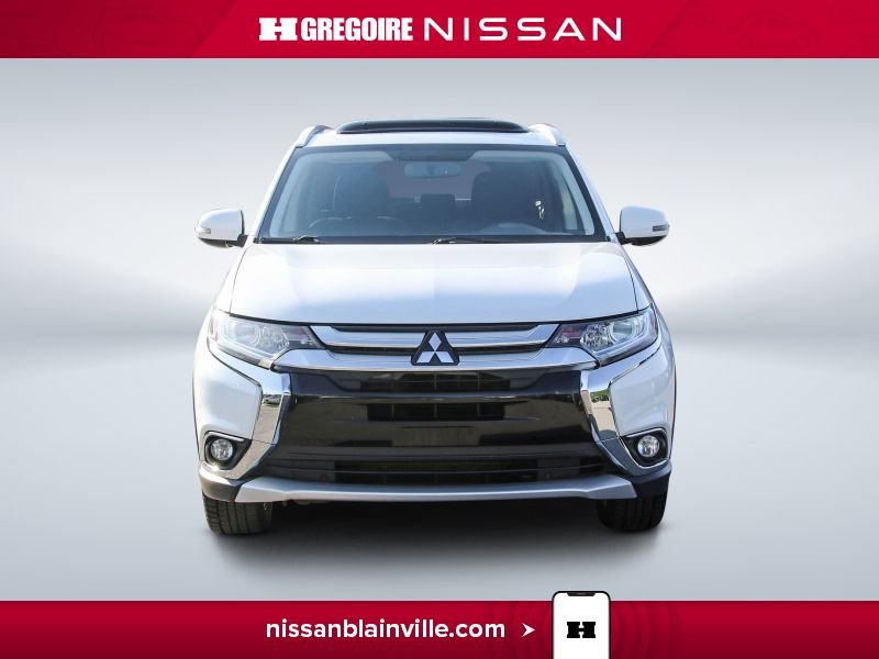 Mitsubishi Outlander 2018 Blanc Laval - photo #1