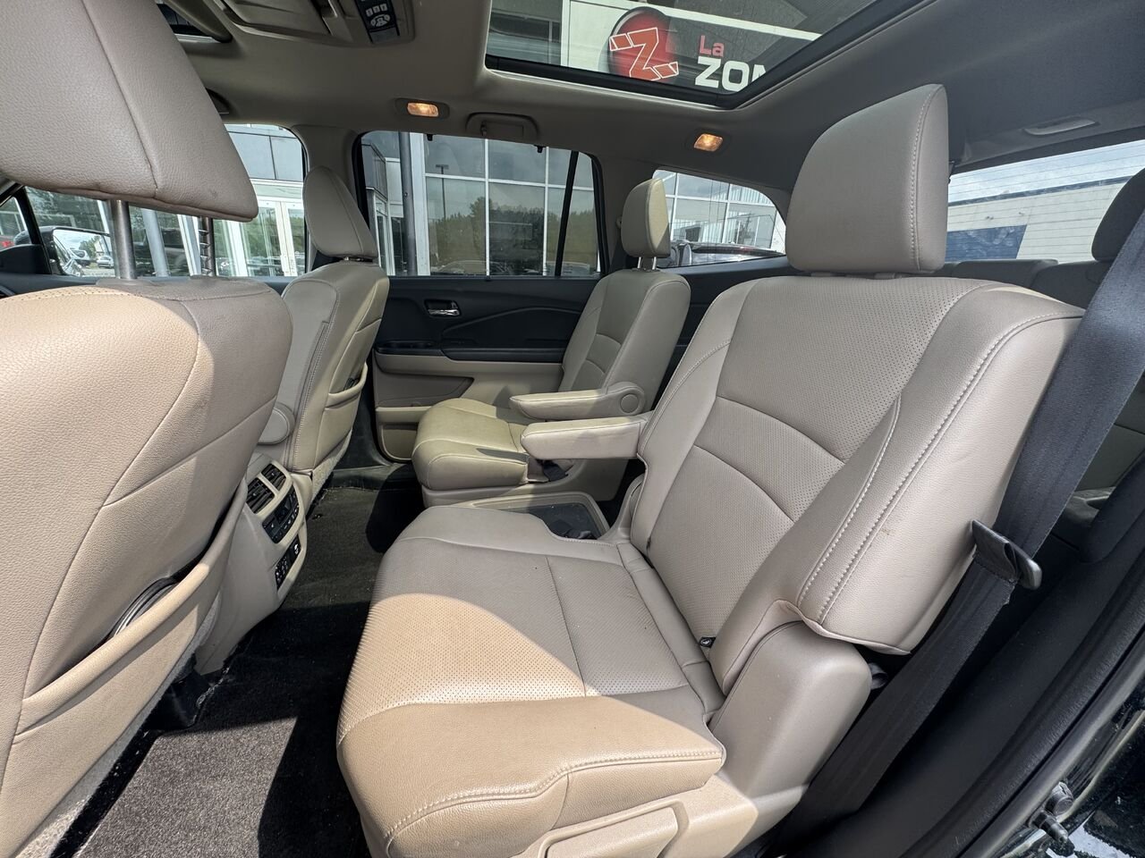 Honda Pilot Touring 2016 Noir Granby - photo #11