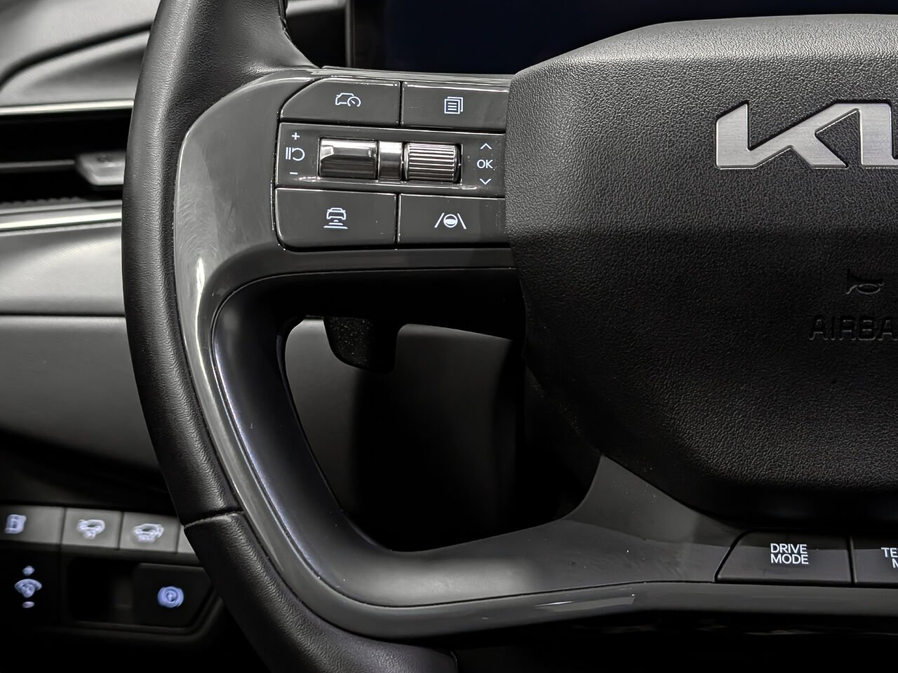 2025 Kia EV9 Land AWD 7 Places Hitch Other Sherbrooke - photo #17