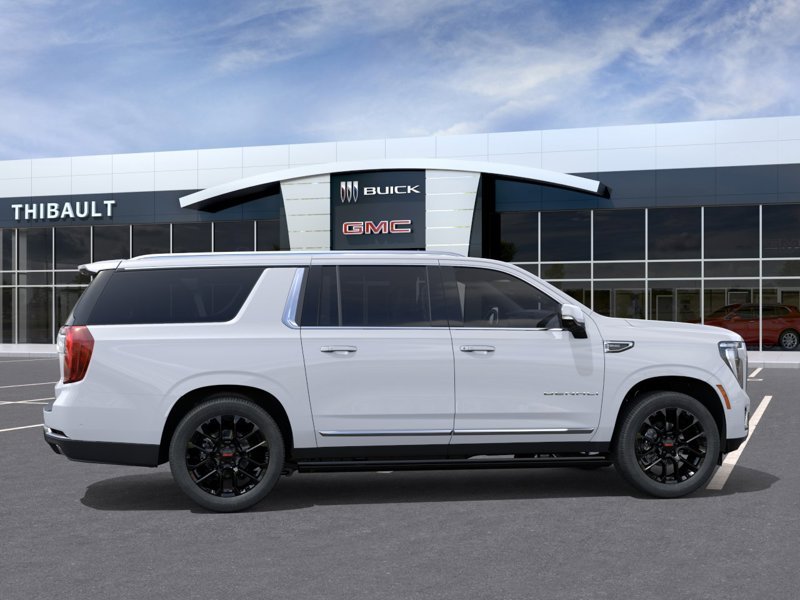GMC Yukon XL 4 RM 4 portes Denali 2026 BLANC GLACIER, TRIPLE COUCHE Sherbrooke - photo #4