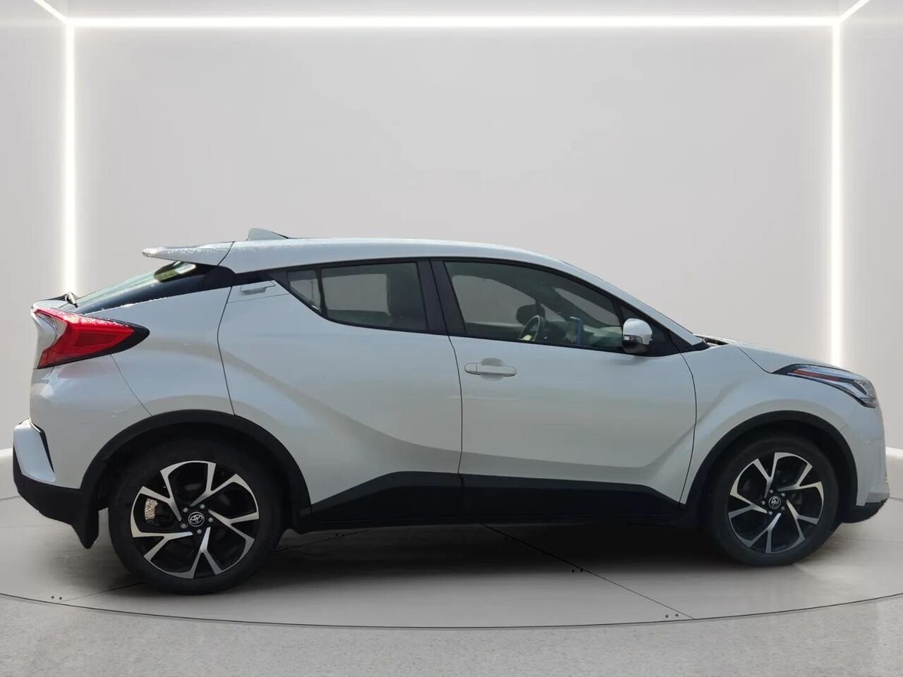 TOYOTA C-HR XLE PREMIUM 2021 Blizzard nacré Gatineau - photo #5