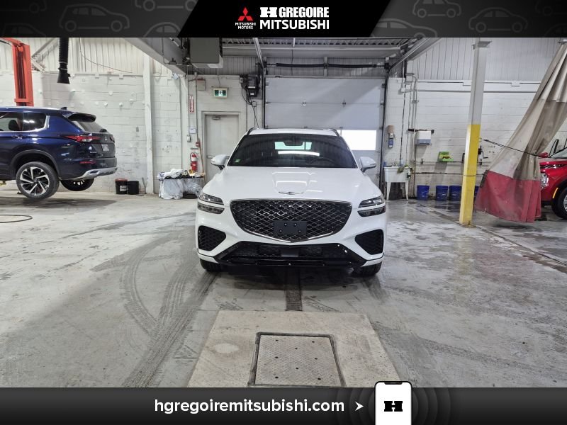 2022 Genesis GV70 2022 White