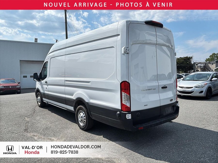 Ford Transit fourgon utilitaire T-250 EL TI toit surélevé 148 po PNBV de 9 070 lb 2025 2025 Blanc