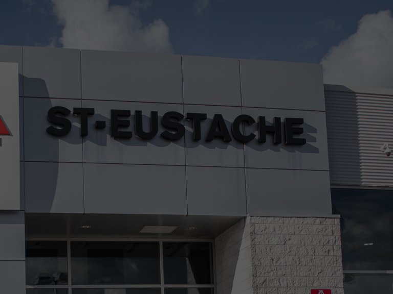 Steustachemitsubishi image ombrage 1