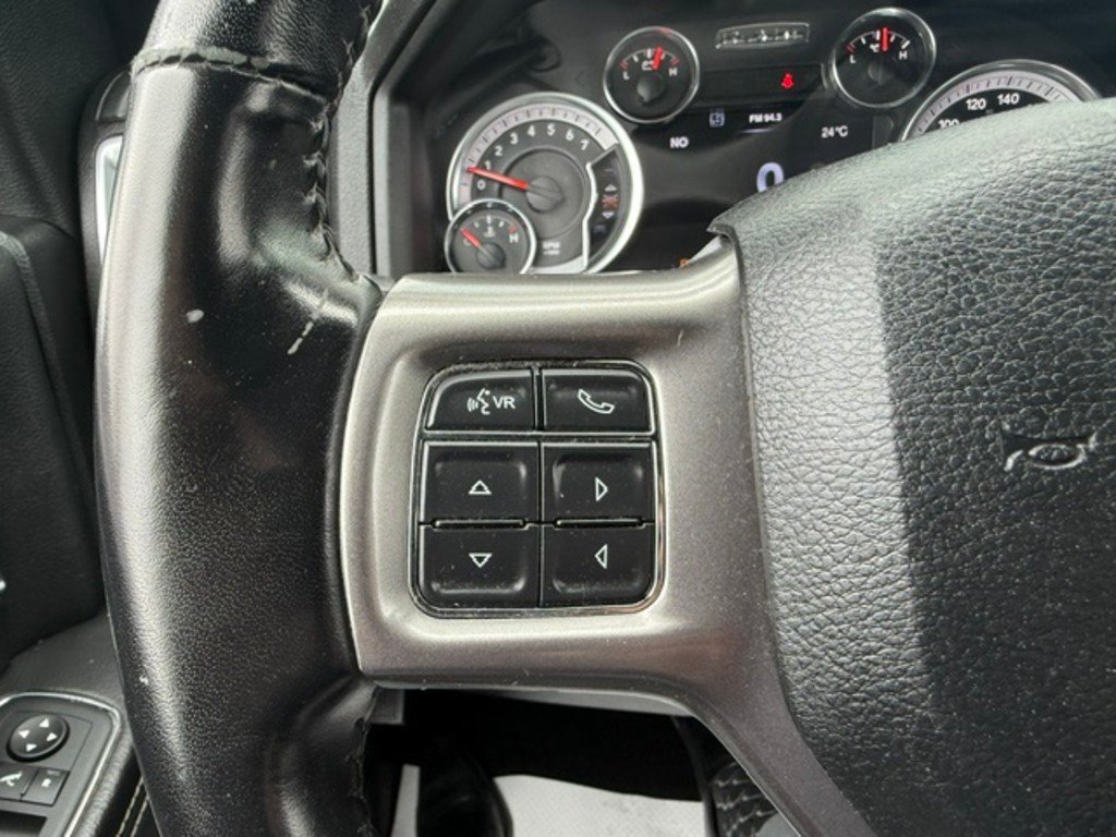 Ram 1500 Classic 2022 Noir Saint-Basile-le-Grand - photo #10