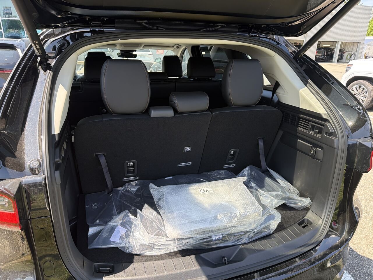 MAZDA CX-90 hybride rechargeable 2026 Noir de jais mica Ste-Marie - photo #5