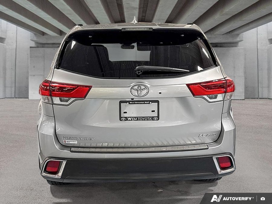 2018 Toyota Highlander 2018 Silver
