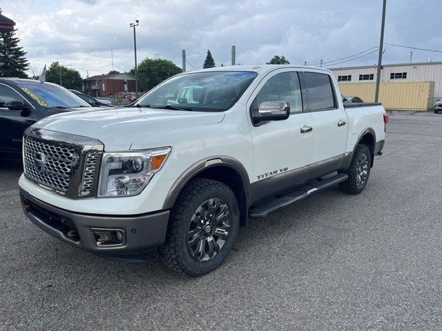 Nissan Titan Platine cabine double 4x4 2018 Blanc