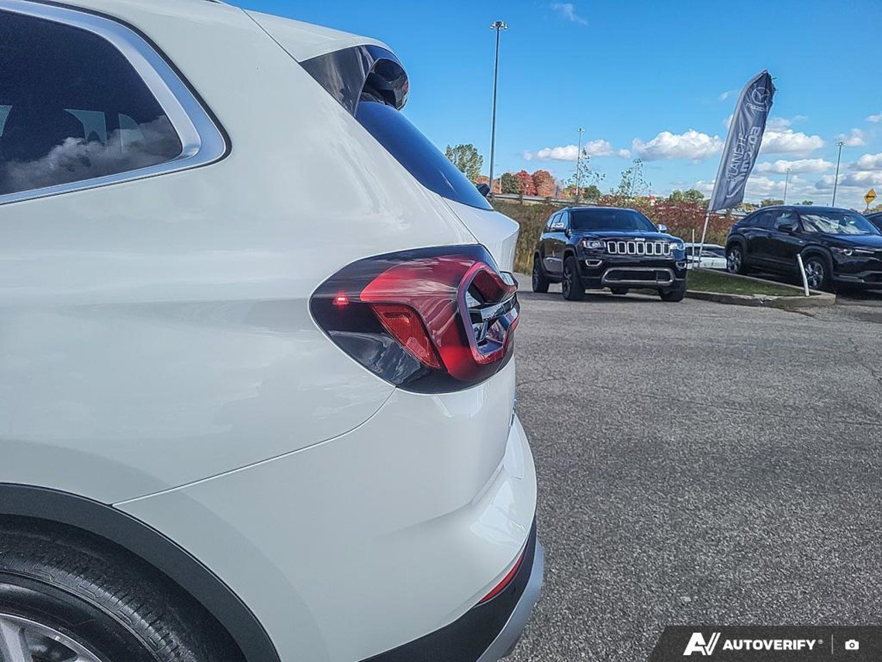2023 BMW X3 5UX53DP01P9S45940 White Mirabel - photo #13