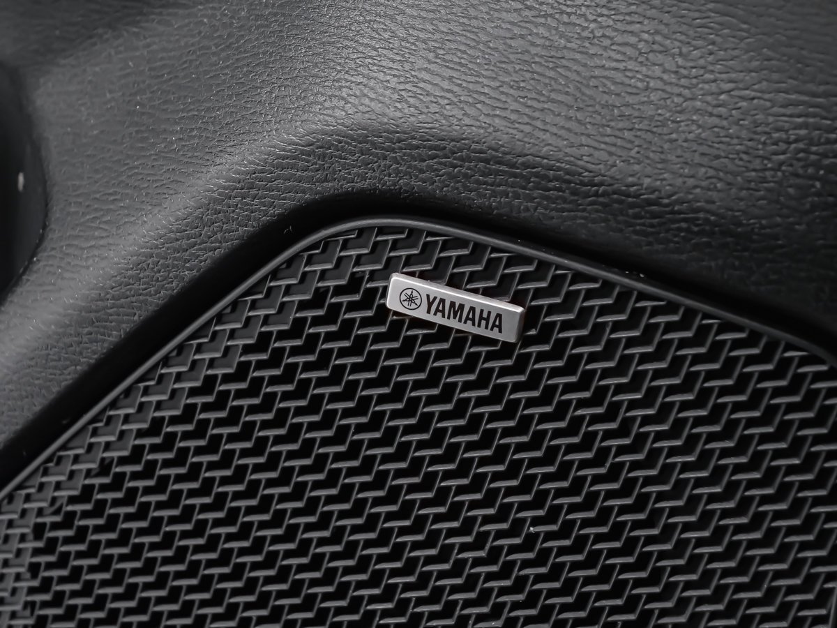 Mitsubishi Outlander ES S-AWC SIEGES CHAUFFANTS APPLE CARPLAY 2025 Gris Montréal - photo #7