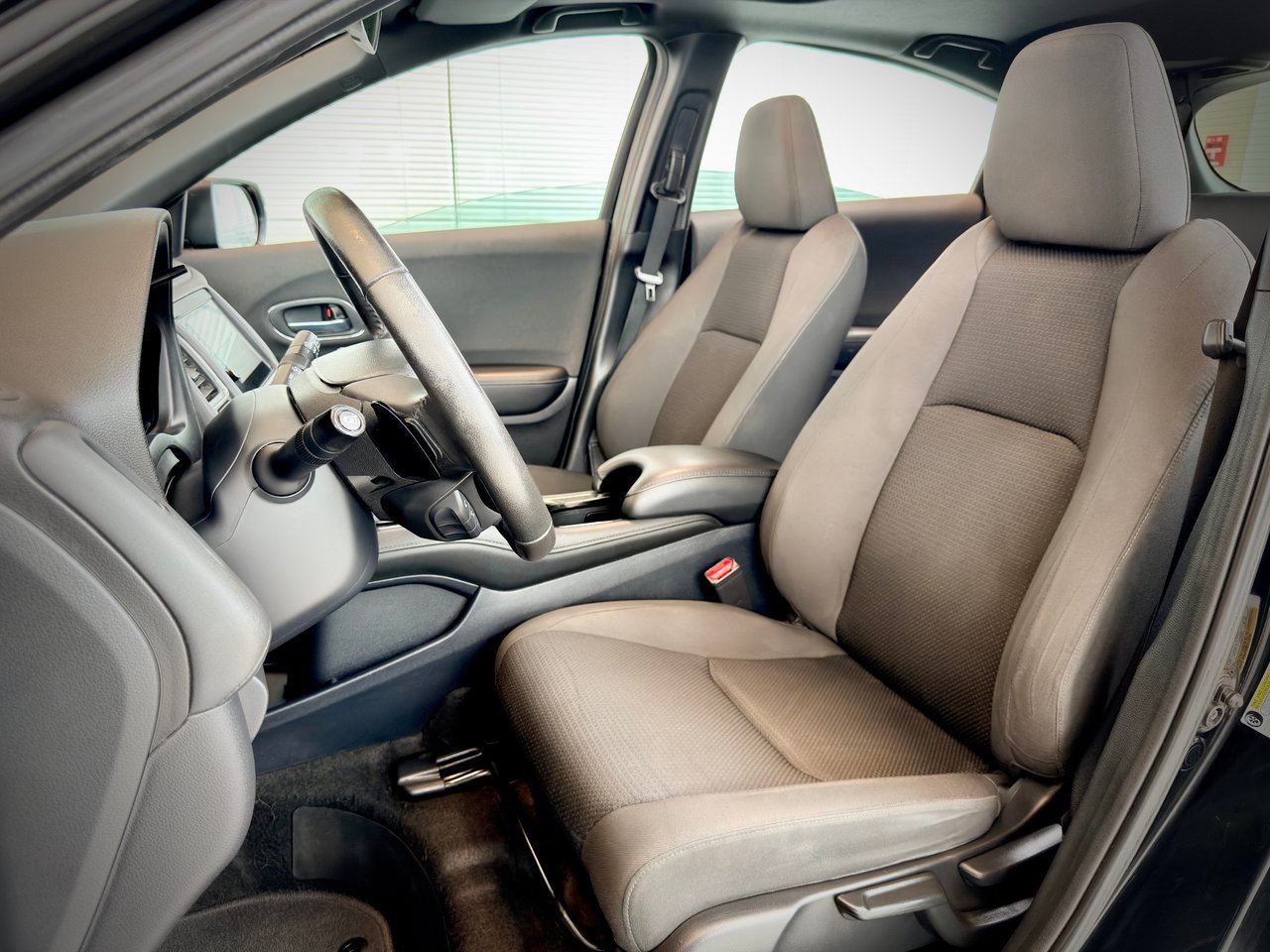 Honda HR-V 2021 Noir Notre-Dame-des-Prairies - photo #15