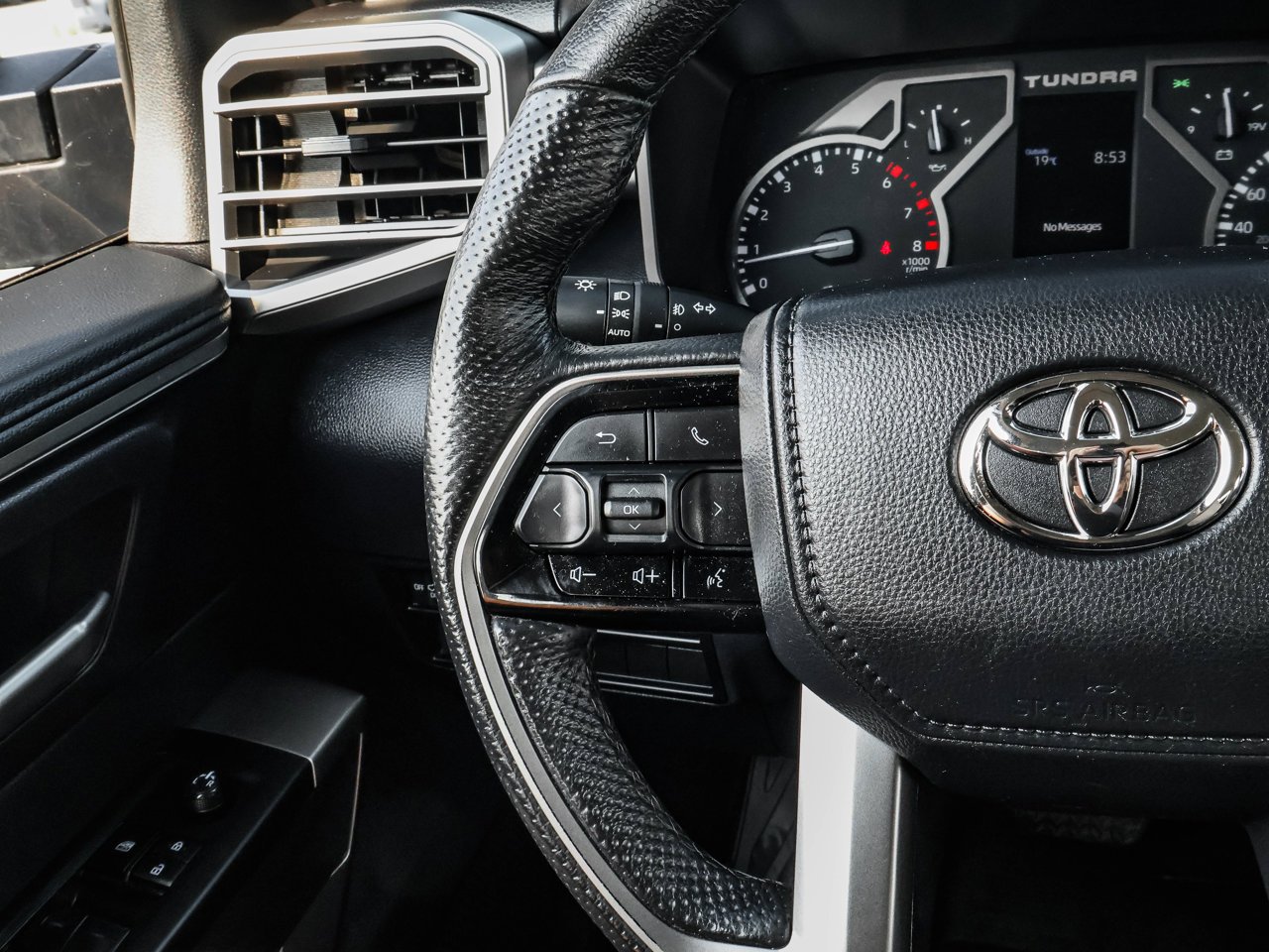 2023 Toyota Tundra 4x4 Crewmax SR Blue Sherwood Park - photo #21