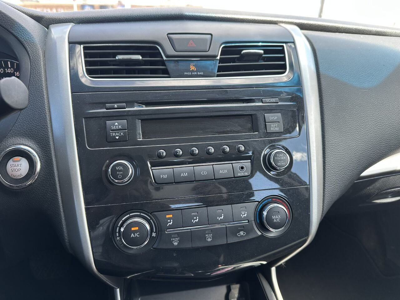 NISSAN ALTIMA 2.5/S/SV/SL Berline 4 portes, 4 cyl. en ligne, CVT 2,5 2015 Gatineau - photo #6