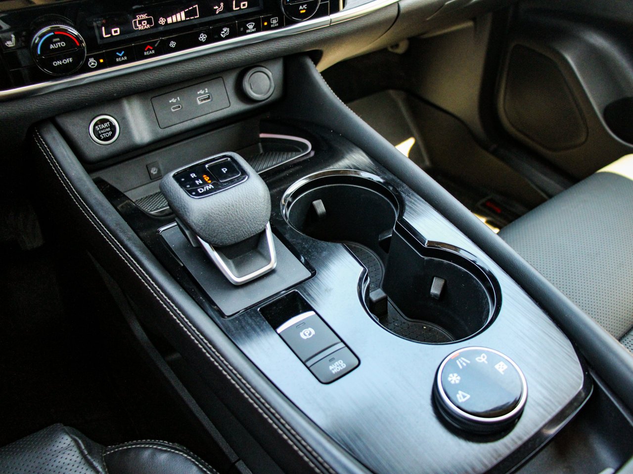 2023 Nissan Rogue AWD Platinum White Sherwood Park - photo #26