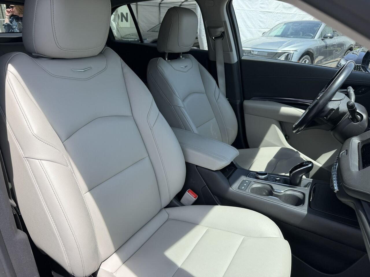 2023 Cadillac XT4 LUXURY AWD FINANCEMENT À PARTIR DE 3.99% STOCK XP5650 Black Laval - photo #18