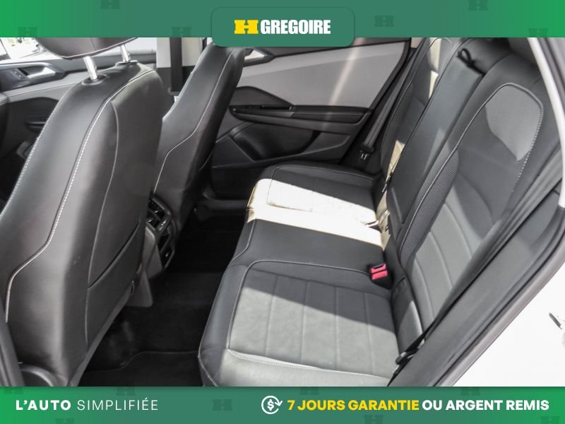 Volkswagen Taos V3636 | Comfortline TOIT PANORAMIQUE + SIEGE CHAUFFANT 2024 Blanc Laval - photo #24