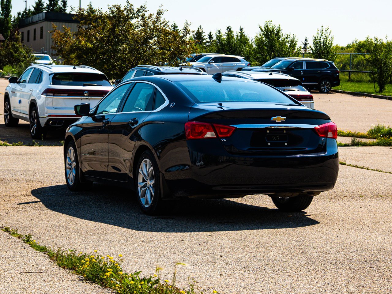 2018 Chevrolet Impala 4dr Sdn LT w/1LT Blue Sherwood Park - photo #10
