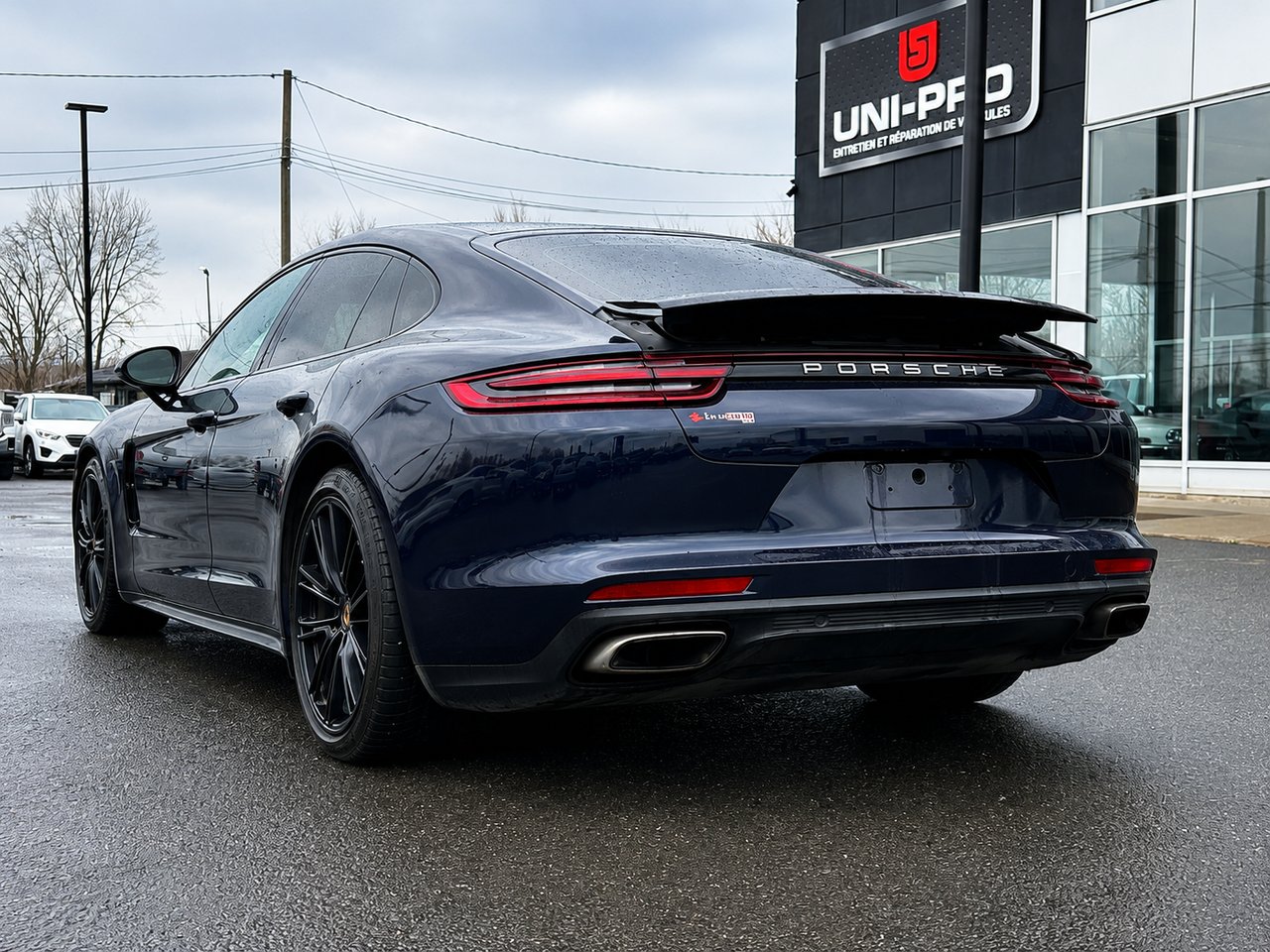 2019 Porsche Panamera 4 Chrono Blue Granby - photo #4