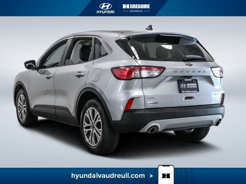 2022 Ford Escape Grey Laval - photo #7