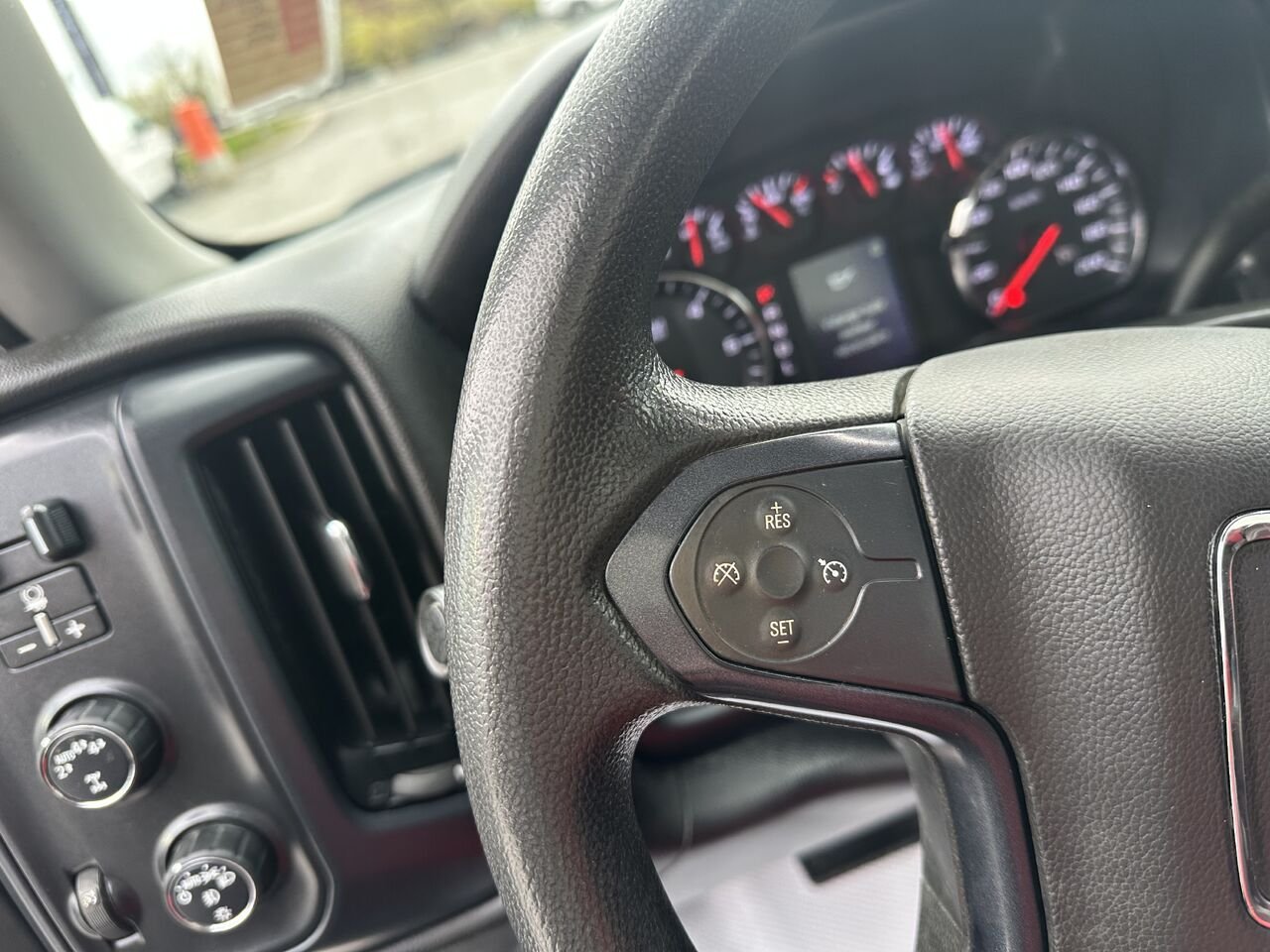 GMC SIERRA LIMITED K1500 cabine double 4RM 2019 Noir Ottawa & Gatineau - photo #5