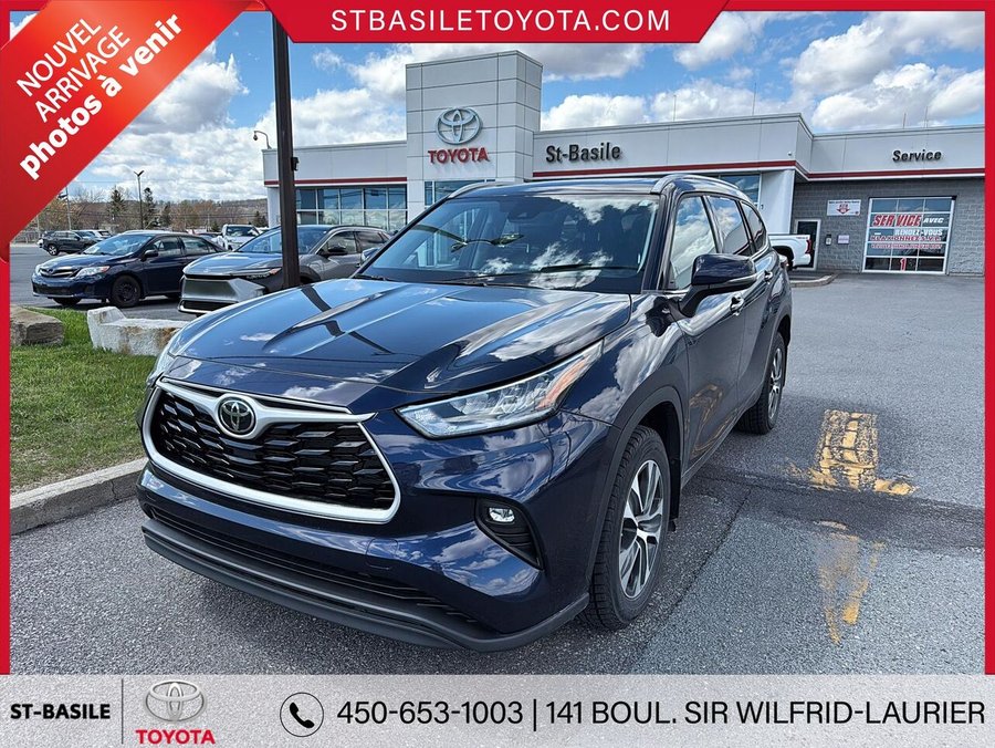 2022 TOYOTA HIGHLANDER 2022 Blue