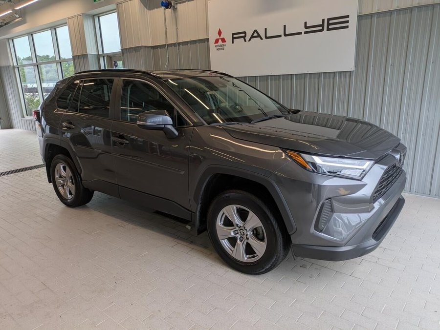 2023 Toyota RAV4 XLE AWD Grey