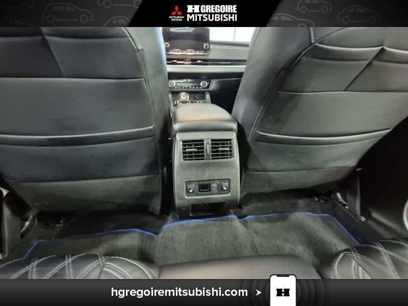 2023 Mitsubishi Outlander Plug-In Hybrid Bronze Blainville - photo #28