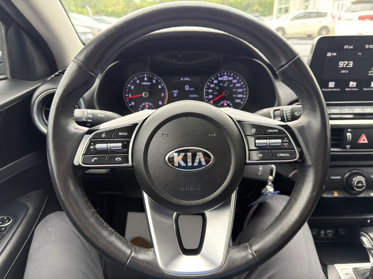 2020 Kia Forte Black Thetford Mines - photo #15