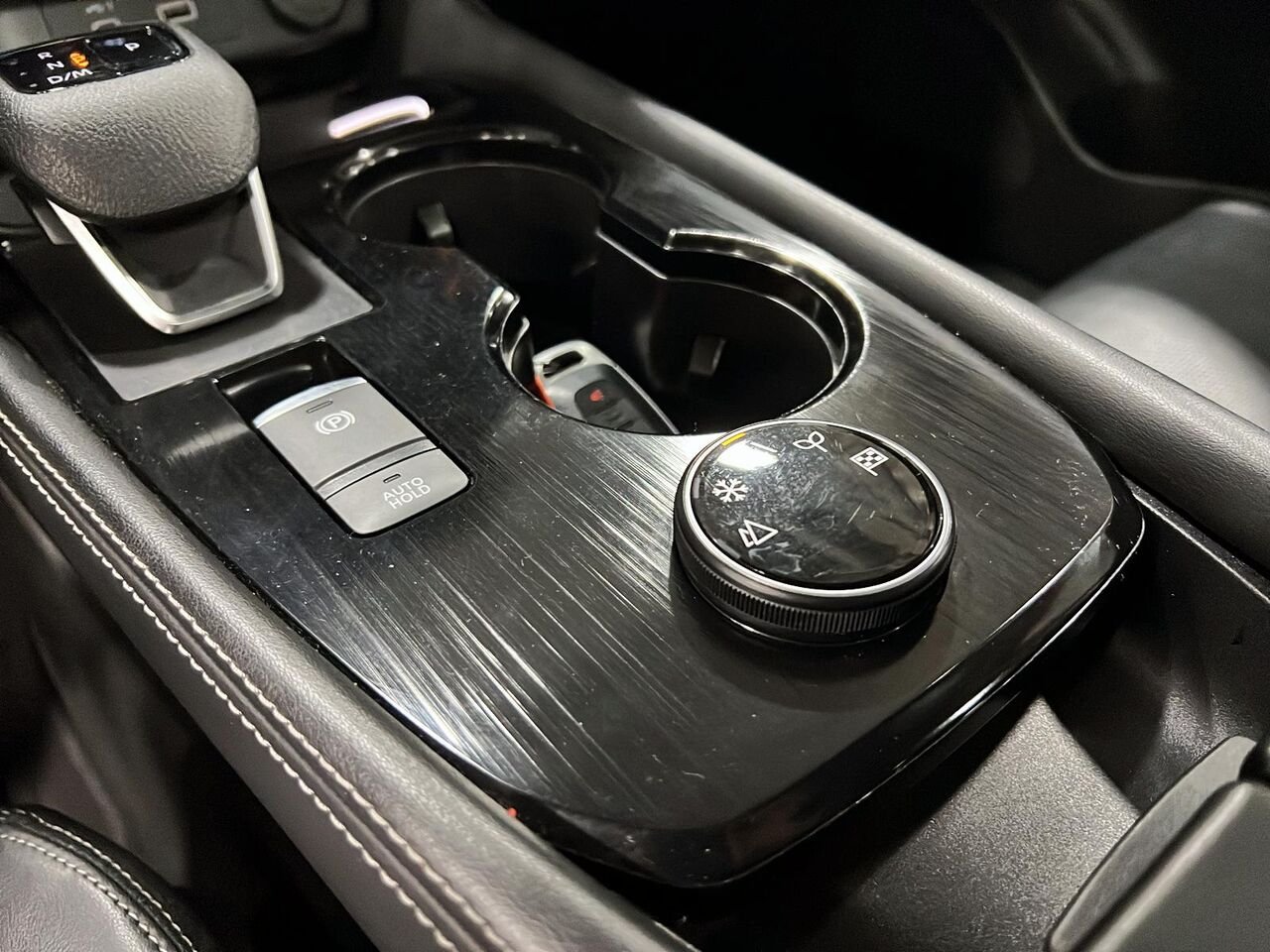 2023 Nissan Rogue Red Québec - photo #15