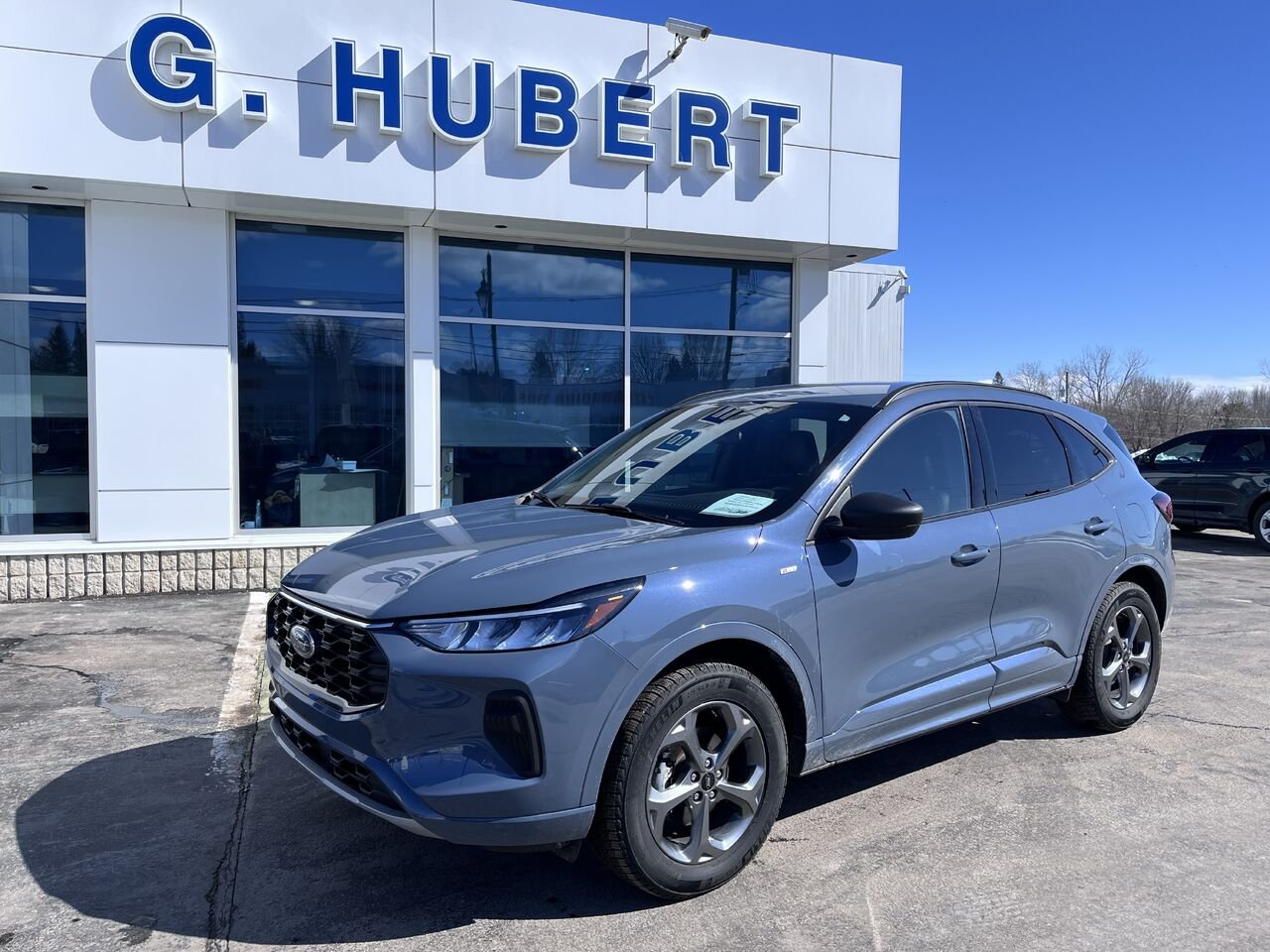 Ford Escape 2024 Bleu Mont-Laurier - photo #0
