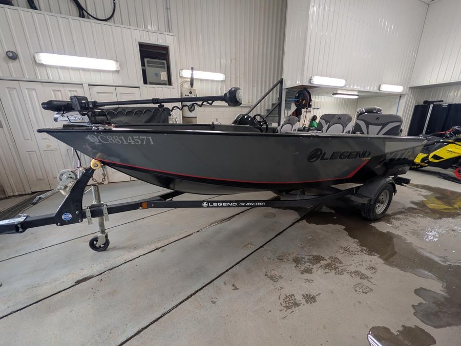 2022 LEGEND 16 XTR SC SP 2022 Grey