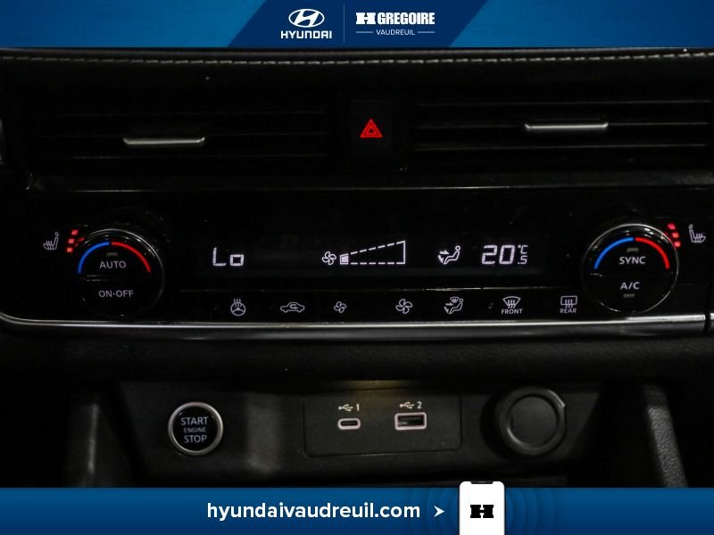 Nissan Rogue 2021 Rouge Laval - photo #27