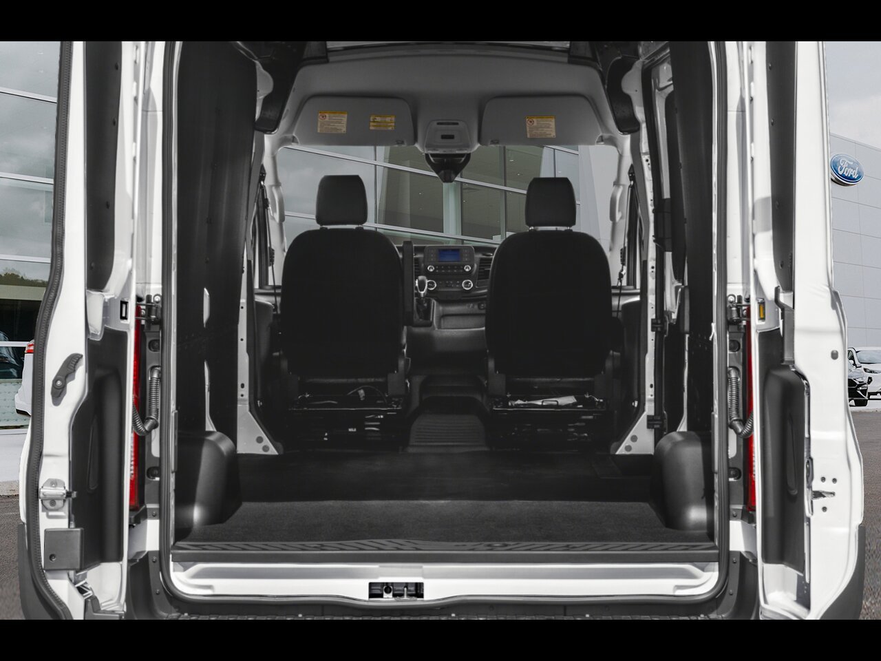 Ford Transit fourgon utilitaire 2025 Blanc Oxford Saint-Eustache - photo #5