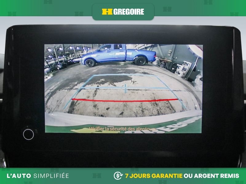 Toyota Corolla 730467 | LE AUTO A/C CAM RECUL BLUETOOTH 2023 Blanc Laval - photo #17