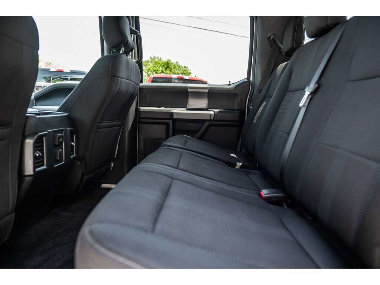 2016 Ford F-150 White Sainte-Julienne - photo #32