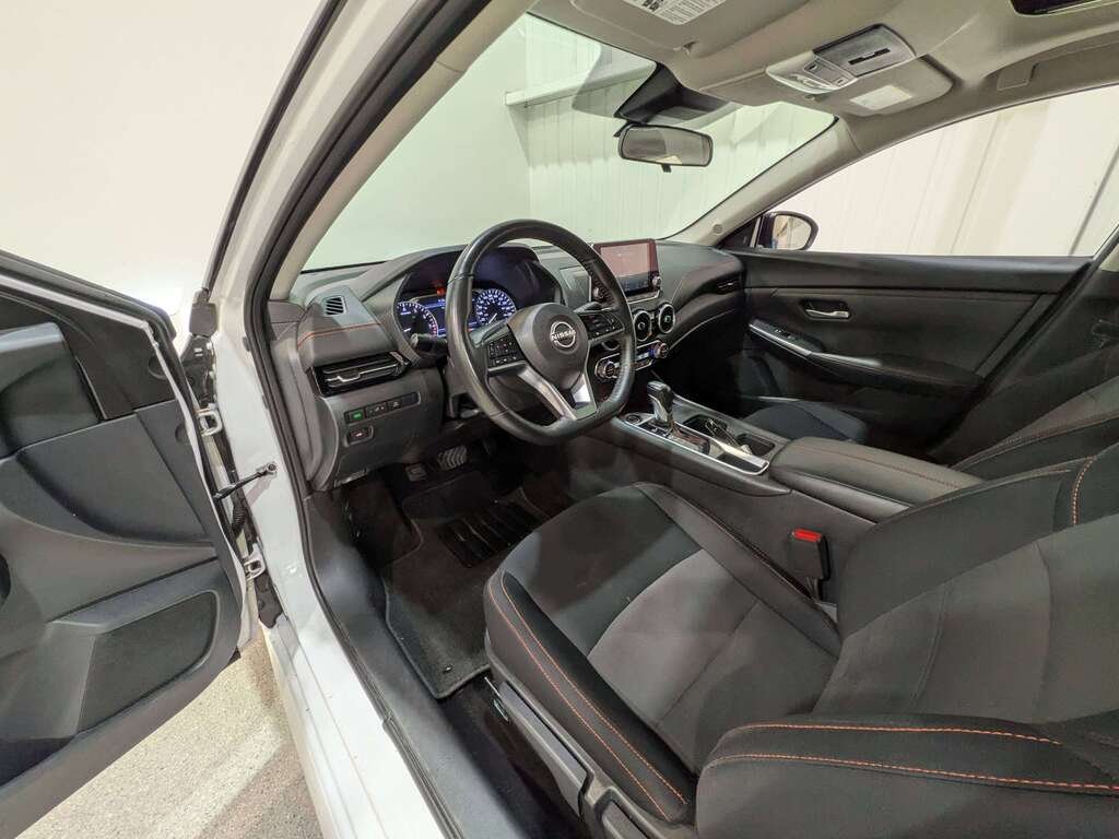 2024 Nissan Sentra SR Manual White Val-David - photo #9