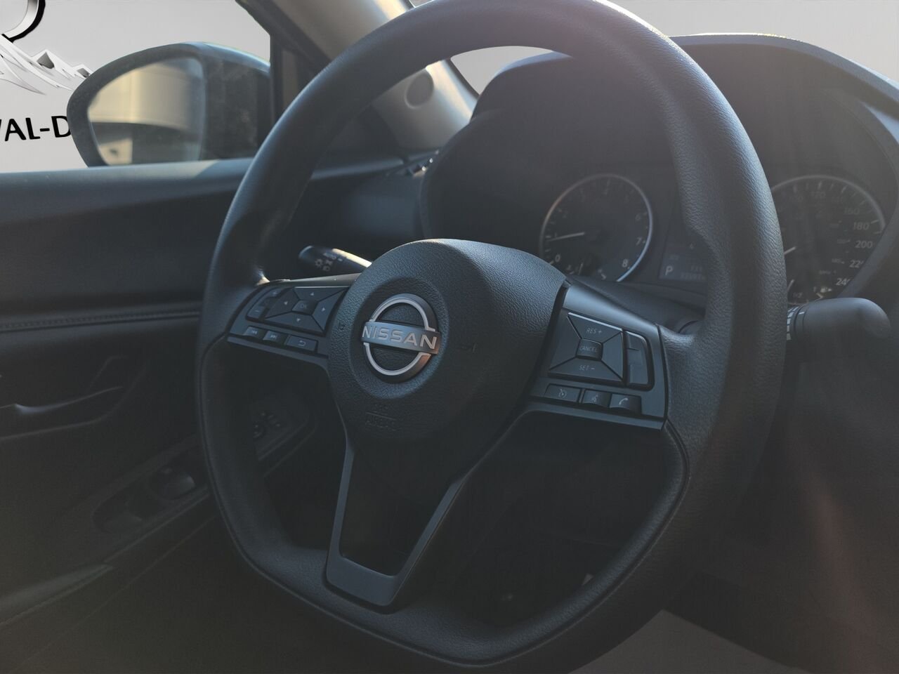 2024 Nissan Sentra S Plus CVT, caméra de recul, commande audio au volant, Apple Carplay Black Val-David - photo #8