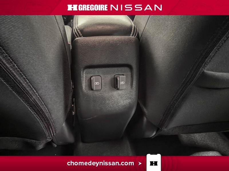 Nissan Kicks CL6966 | SV * Mag *Carplay * Bancs Chauffants à partir 2.99 2024 Noir Laval - photo #24
