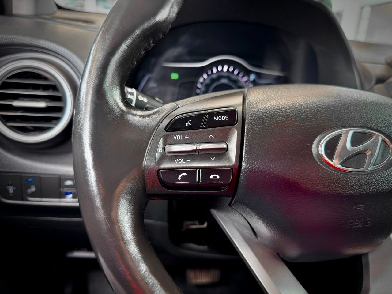 Hyundai Kona électrique 2021 Blanc Notre-Dame-des-Prairies - photo #20