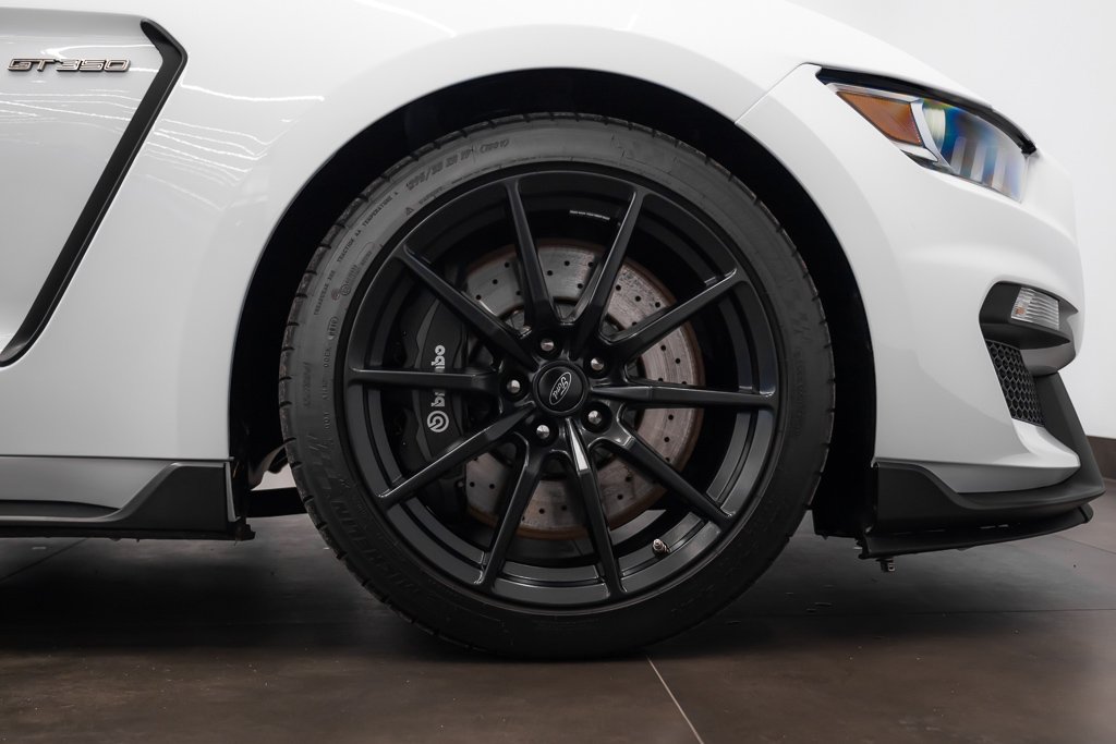 2016 Ford Mustang 2dr Fastback Shelby GT350 Delivery KM ! White Kirkland - photo #7