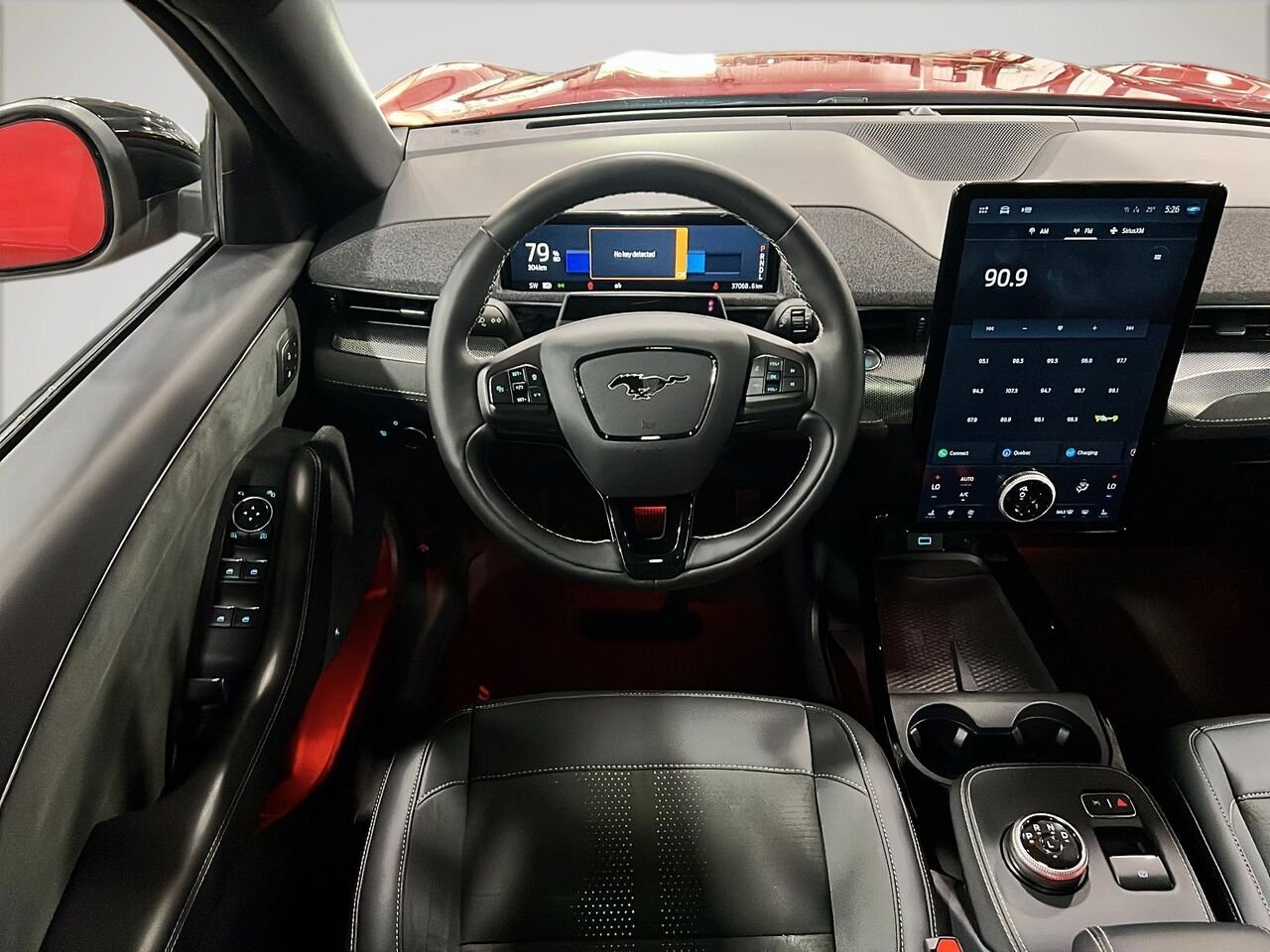 2023 Ford Mustang Mach-E Québec - photo #13