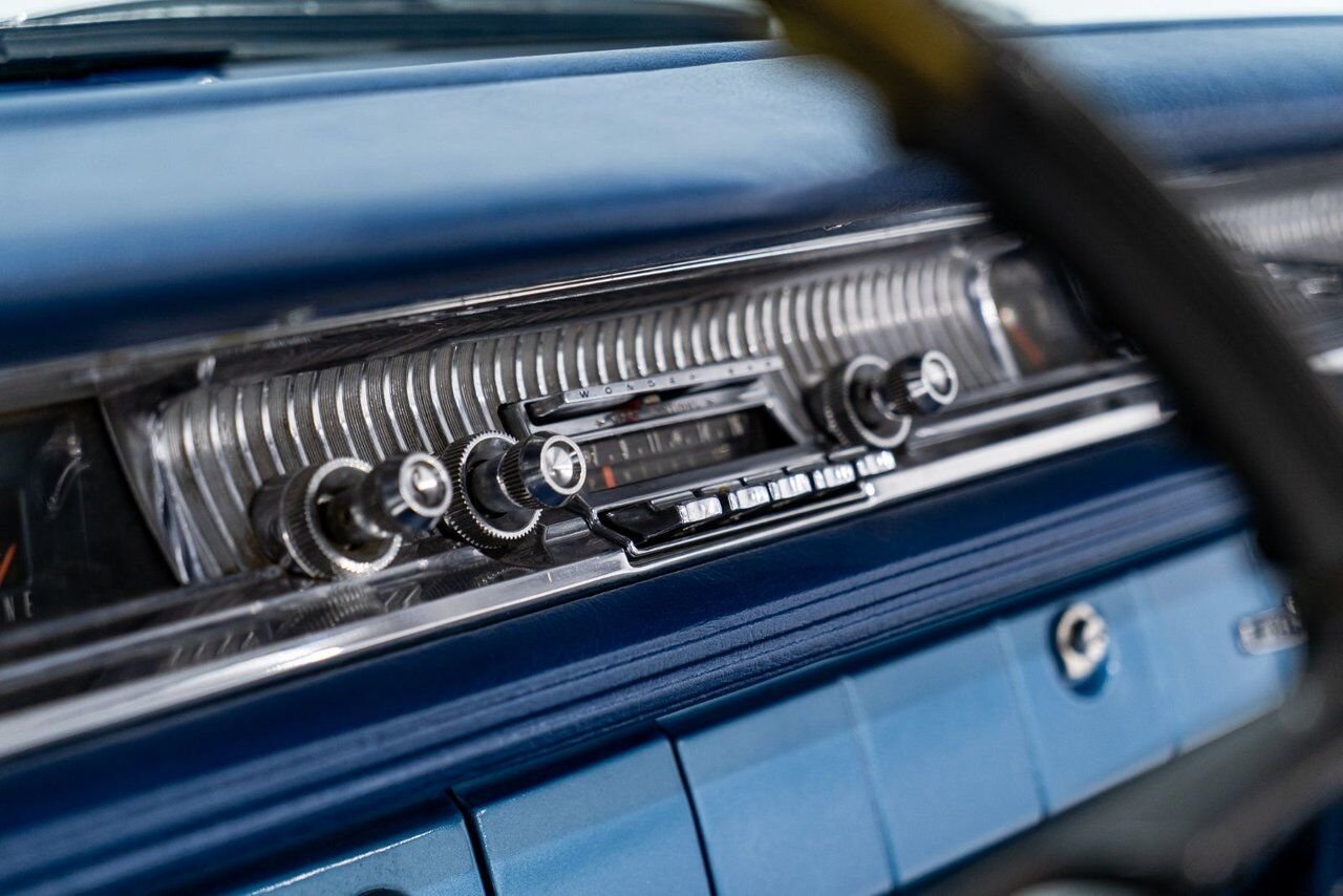 1961 Pontiac Bonneville **PRIX EN USD**C8 Suffix 389cu.in. TriPower 4 Speed Blue Montreal - photo #71