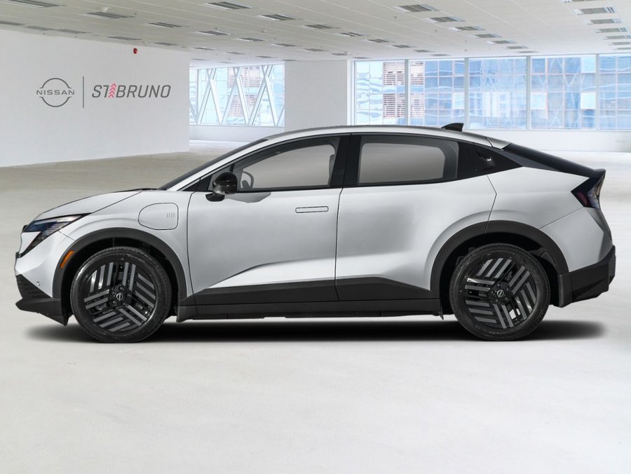 2026 Nissan LEAF 2026 Everest White Pearl Tricoat