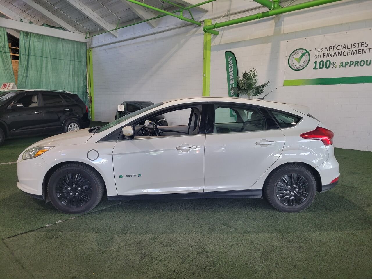 2016 Ford Focus Electric White  - photo #1