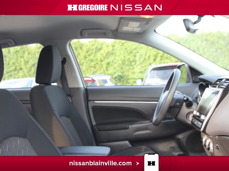 2022 Mitsubishi RVR White Blainville - photo #21