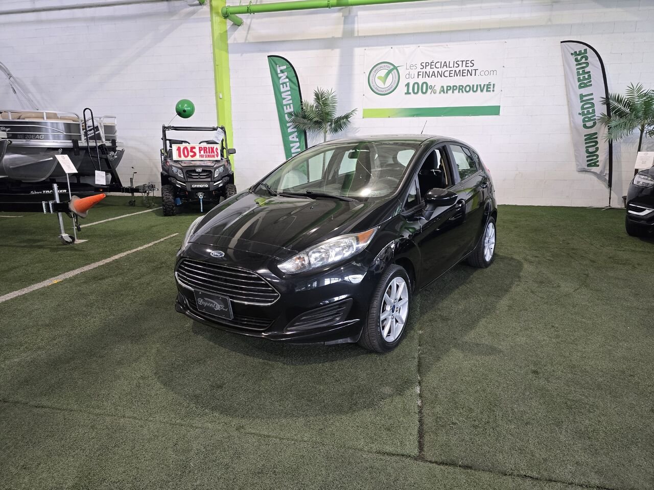 2017 Ford Fiesta Black  - photo #0