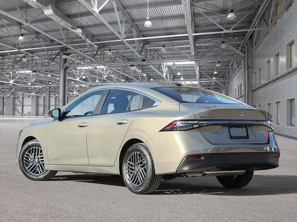 NISSAN SENTRA 2026 2026 bronze